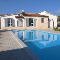 Mediterrane Bungalow mit Pool, 7 km von Poreč entfernt - 2