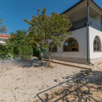 A beautiful house with a garden near Poreč - 3