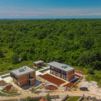 Villa Black Beauty / Vielleicht ist das genau Ihre neue Adresse in Istrien? Sie wird nach dem „Schlüsselfertig“-System gebaut. - 2