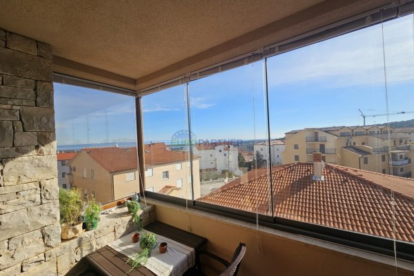 Luksuzan stan, Ližnjan, 118m2, pogled na more