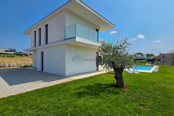 Ekskluzivna dizajnerska vila u okolici Poreča, Istra