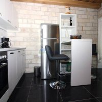 Mala kuća 10 metara do mora, 60 m2, Murter - 4