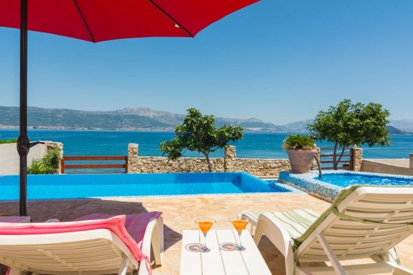 Villa, PRVI RED DO MORA, Čiovo