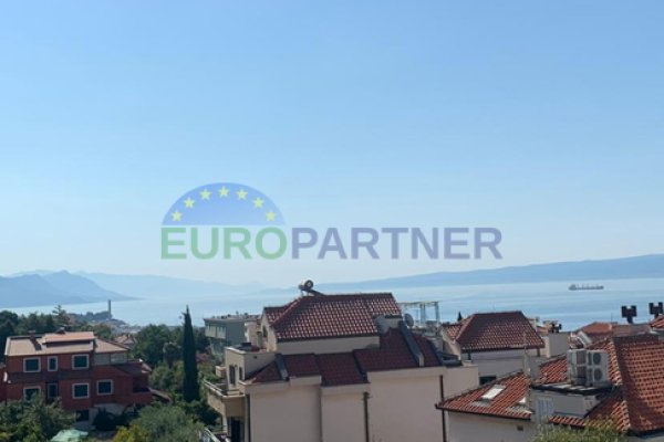 Penthouse Split 175 m2, Dvoetažni stan Meje