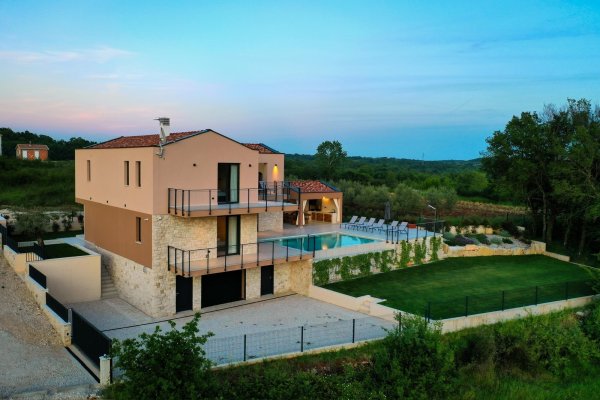 Wunderschöne Villa mit schöner Aussicht, Višnjan, Umgebung