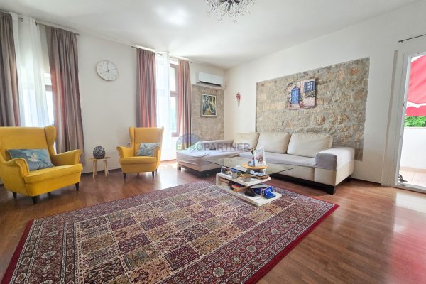 Istra, Poreč, uređen stan u centru grada