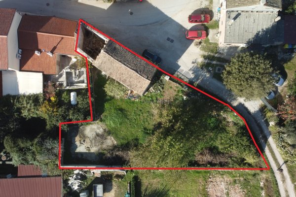Kamena kuća za renovaciju, Poreč okolica