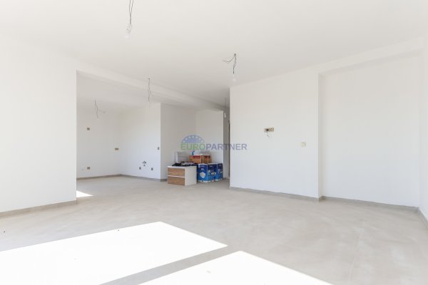 Stan 93m2 s bazenom, Poreč