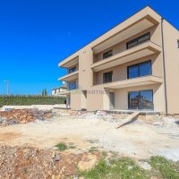 Stanovanje z vrtom 400 m2, Poreč - 3