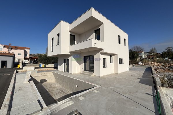 Istra, okolica Poreča, prekrasna moderna kuća sa pogledom na more