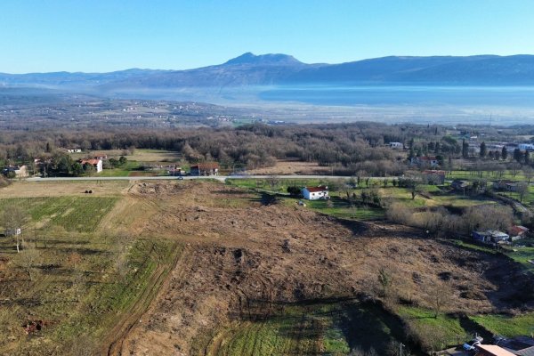 Građevinsko i poljoprivredno zemljište, Kršan, Istra
