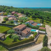 Kuća s prekrasnim otvorenim pogledom na prirodu, Poreč, 7km od mora - 2