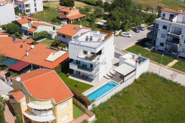 Vila 150m od mora, Medulin, Istra