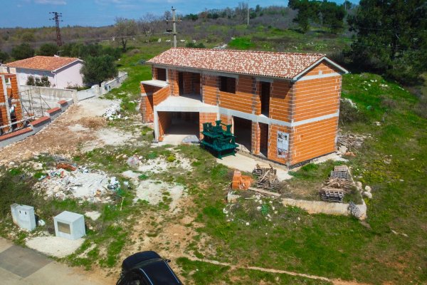KUĆA U ROH-BAU FAZI, Vrsar okolica