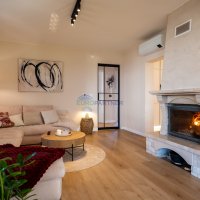 Renovirana kuća s velikim građevinskim zemljištem (3.200 m²) – 5 km od Poreča i mora - 2