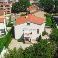 Samostojeća kuća sa 4 stana, Funtana - 3