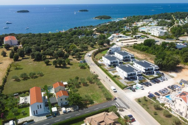 Istra, Funtana, građevisnko zemljište 100 m od mora