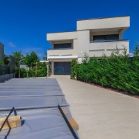 Elegantna moderna dvojna kuća s bazenom u Funtani - 4
