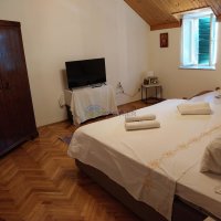 Kamena kuća s poslovnim prostorom u Kaštel Starom - 3