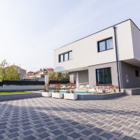 Predivne dvije moderne vile s bazenom, Kaštela, prodaja - 2