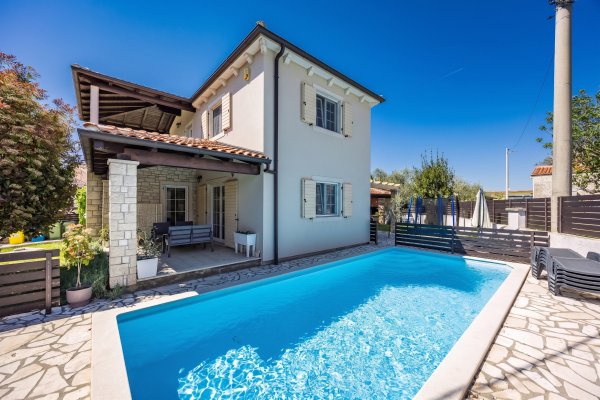 Wunderschöne mediterrane Villa mit Pool, Sveti Lovreč, Istrien