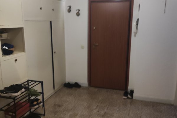Dvosobni stan na 4. katu u blizini škole