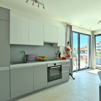 Stan s dvorištem 300m od centra, Vrsar - 4
