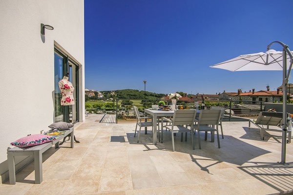 Appartamento con giardino a 300 m dal centro, Vrsar
