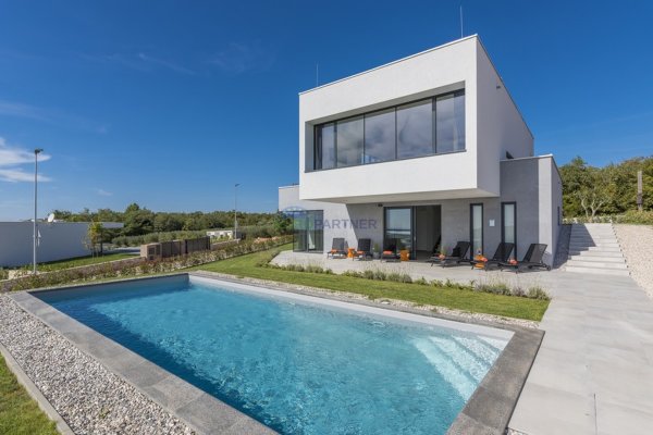 Modern villa with enchanting views