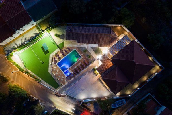 Vir, čarobna vila od 200 m2 s bazenom i pogledom na more, prodaja