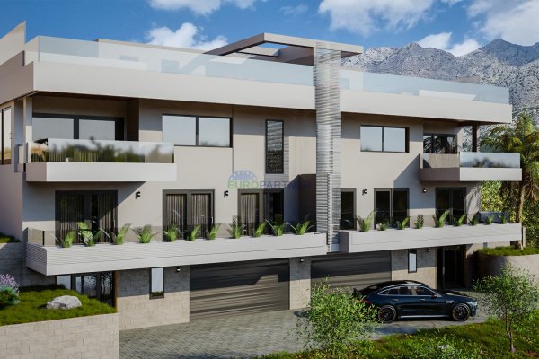 Makarska, Prekrasne vile s bazenom, prodaja