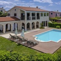 Izuzetna kamena villa s bazenom i velikom okućnicom, Sveti Lovreč - 2