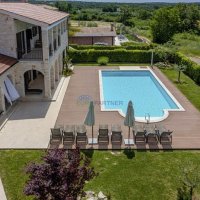 Izuzetna kamena villa s bazenom i velikom okućnicom, Sveti Lovreč - 3