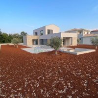 Modern villa under construction, near Poreč - 2