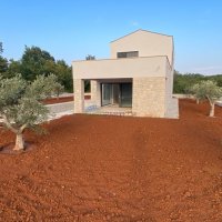 Modern villa under construction, near Poreč - 3