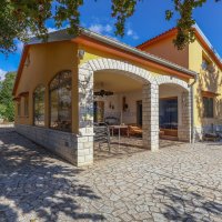 Samostojeća kuća sa 6600m2 vrta, Sveti Lovreč, Istra - 4